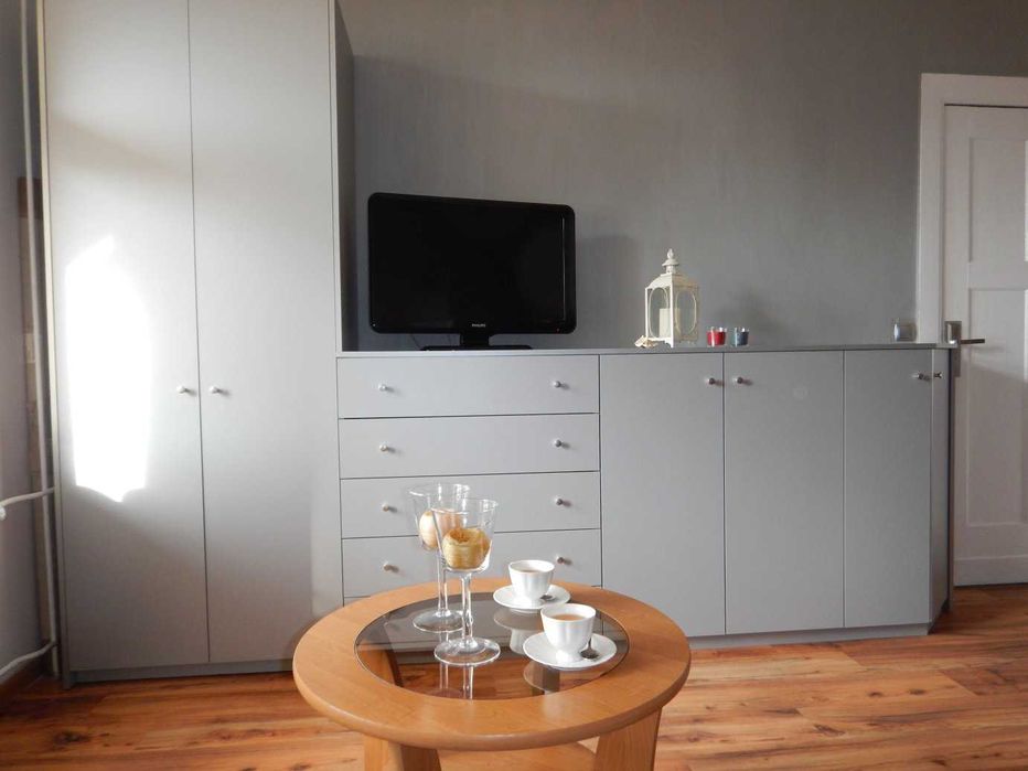 KOŁOBRZEG CENTRUM pokój 2, 3, 4 os /morze 15 min/ PKP i PKS 10 min.