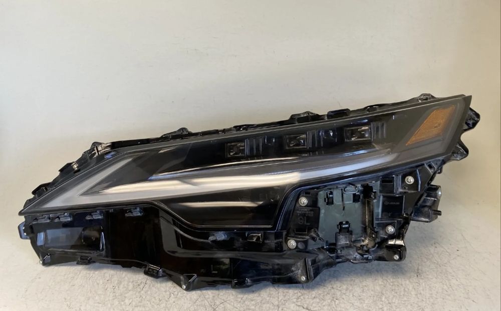 Левая правая  фара Lexus RX350 2023 2024 quad Beam