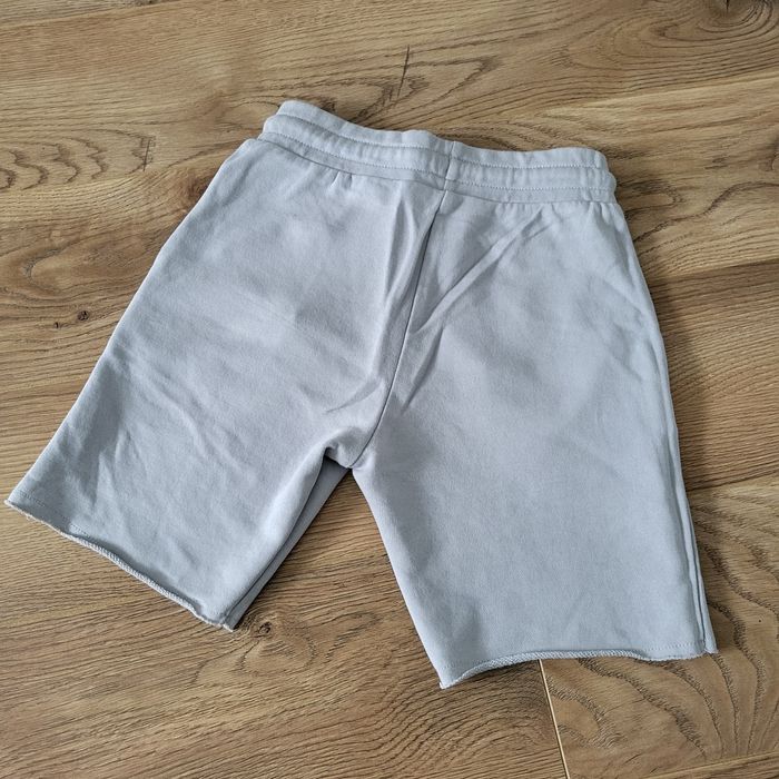 Nowe krótkie spodenki chłopięce r.128/134 H&M