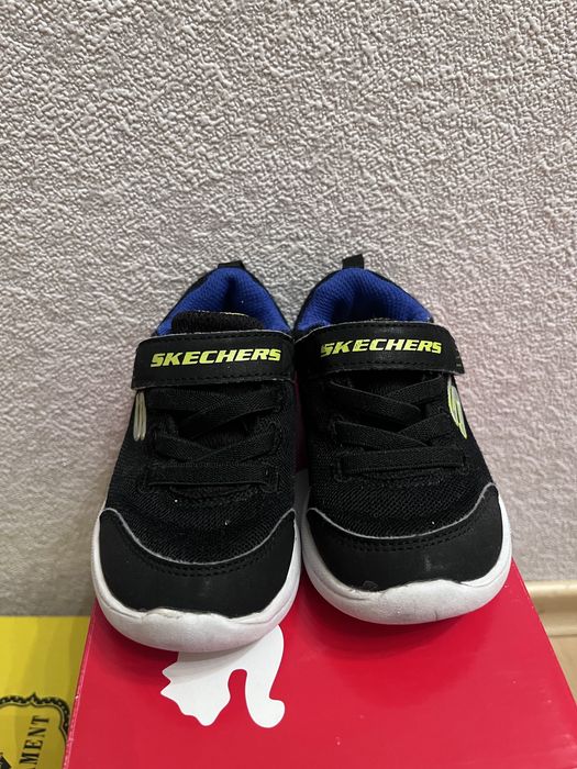 крлсівки skechers 24