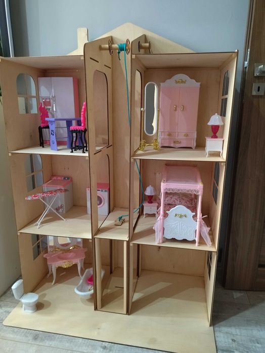 Domek dla lalek Barbie, LOL, lalki wyposażenie
