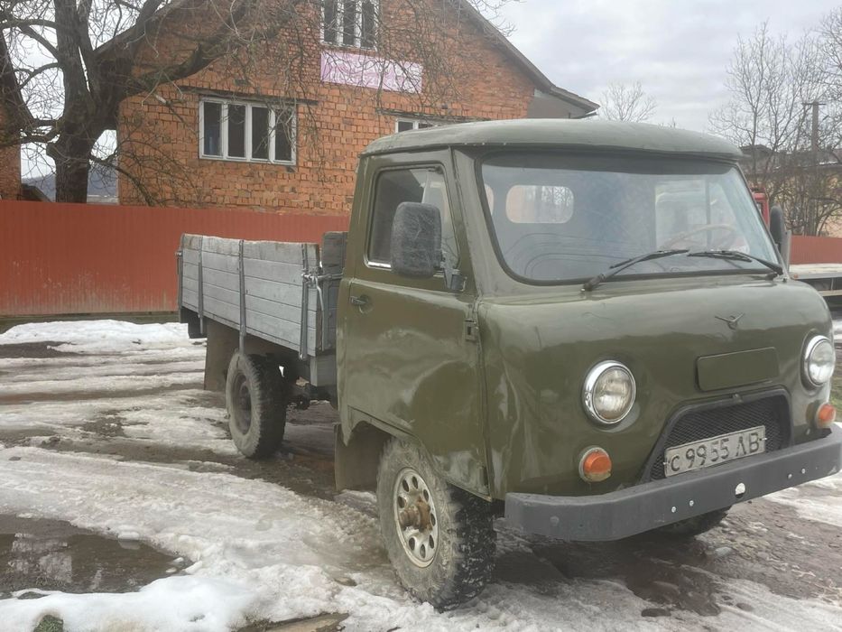 Продам уаз бортовий