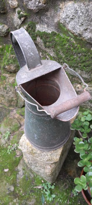 Jarro Antigo em chapa