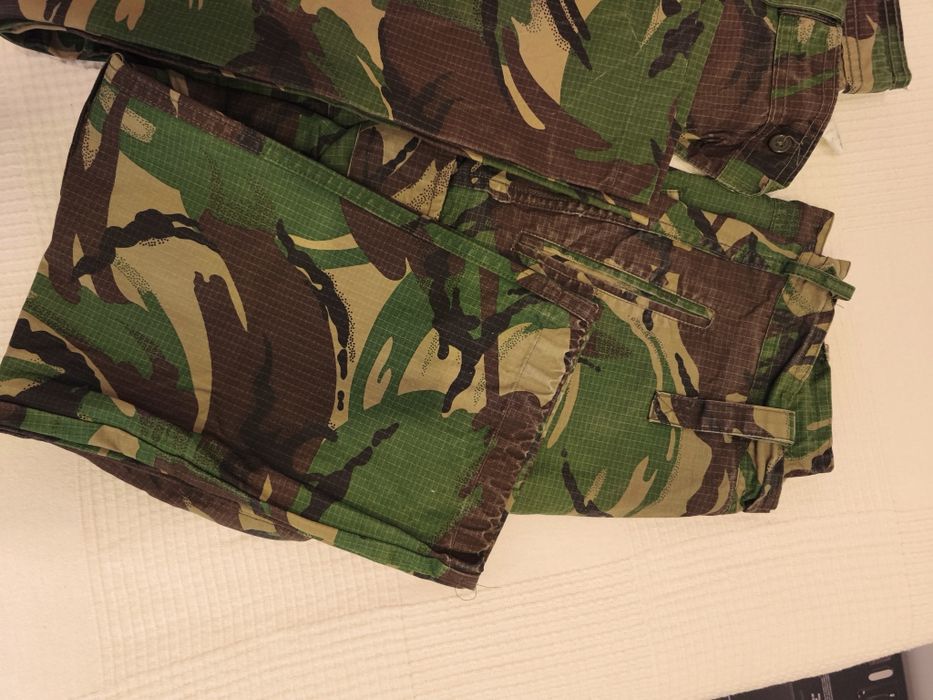 Farda Militar - 3 calças + Dolman