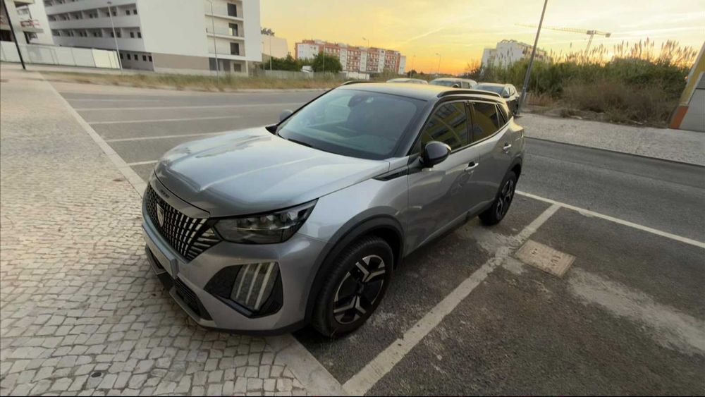 Vendo Peugeot 2008 1.2 PureTech GT Line ano 2024 cinzento raridade, muito novo — photo 4