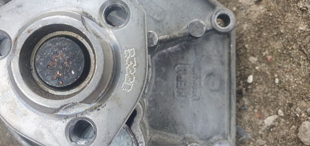 Помпа Volkswagen toureg