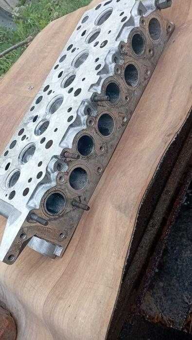 Продатм в хорошем состоянии головку L200 2,5 дизель