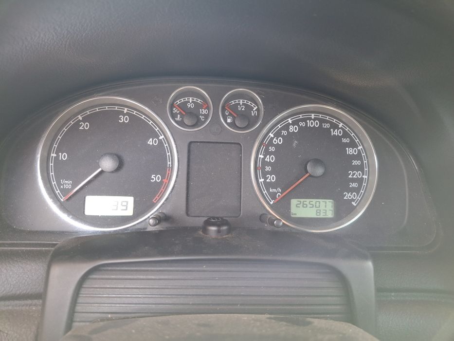 Passat pd 100 em bom estado ..aceito retomas