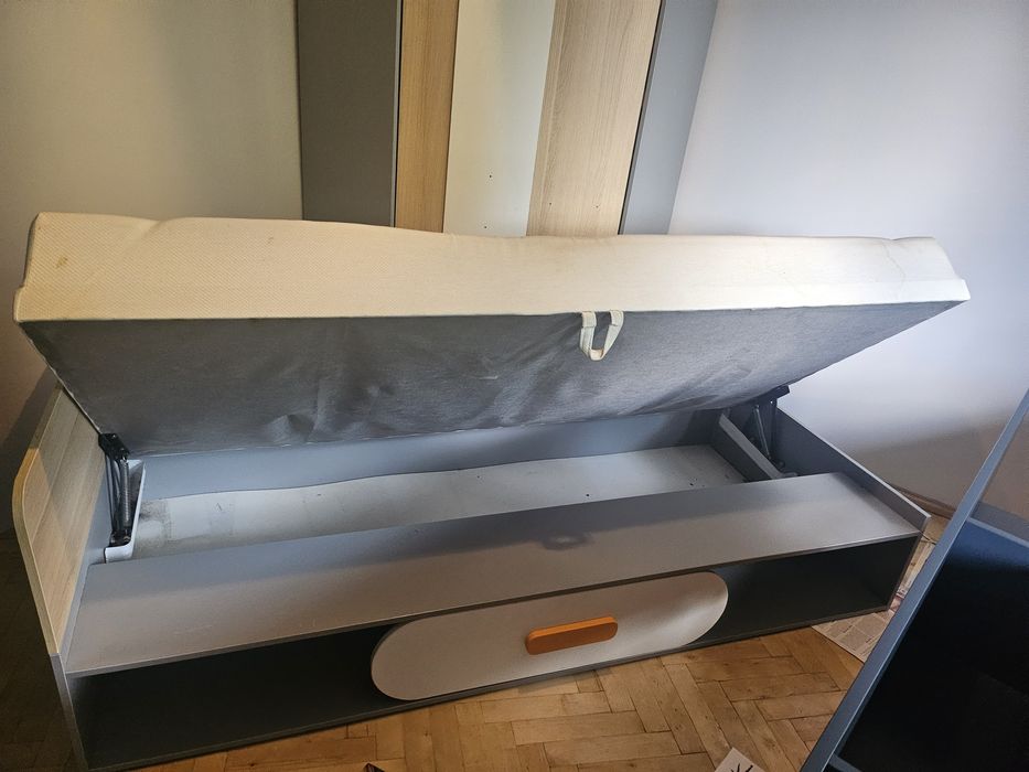 Łóżko firmy Meblik