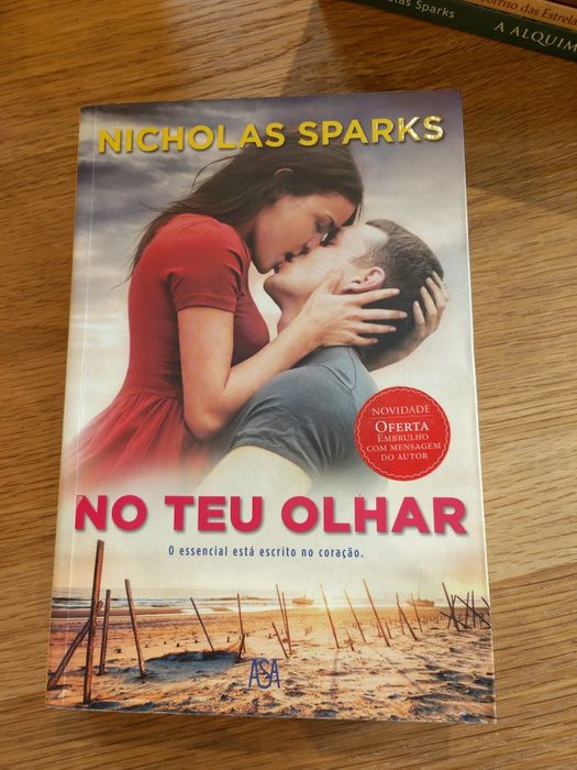 Livro "No teu Olhar" - Nicholas Sparks + oferta embrulho c/ mensagem