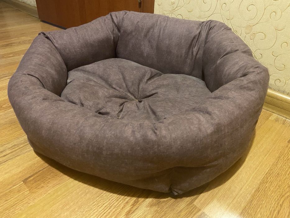 Продам лежак для котів/собак малих порід.