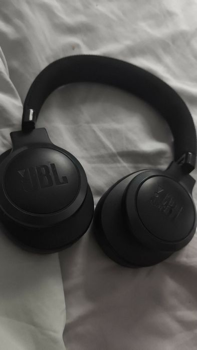 Ps Vita chipada top ,retrogamer nova com caixa fones JBL usados duas três vezes top