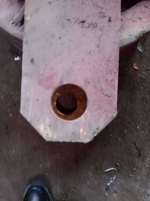 Крюк крановый в сборе б/у