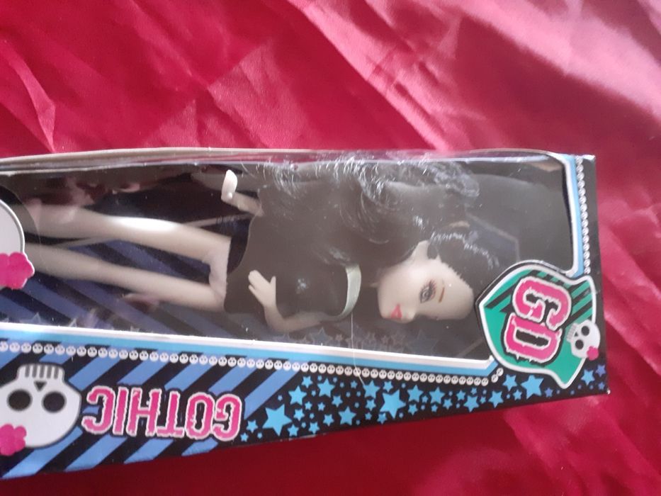 Gothic Doll New64751899992963122