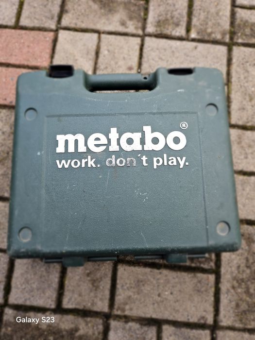 Zakrętarka akumulatorowa z walizką