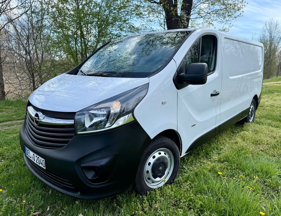 Opel Vivaro  1.6 CDTI L2H1 LONG Klima Hak PDC Sprowadzony z Niemiec