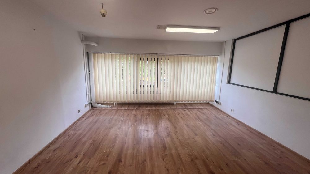 Wynajmę lokal 19,50 m2, ul. Centralna, bezpośrednio!
