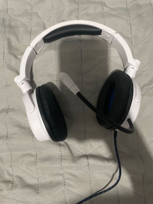 Fones da PlayStation brancos