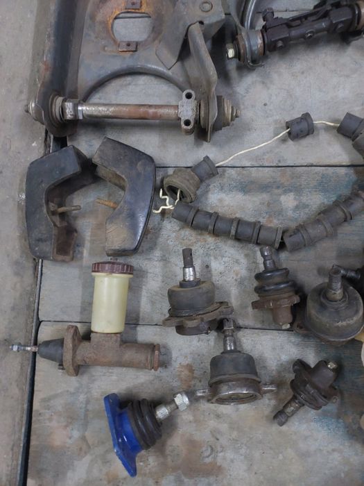 Продам запчасти москвич