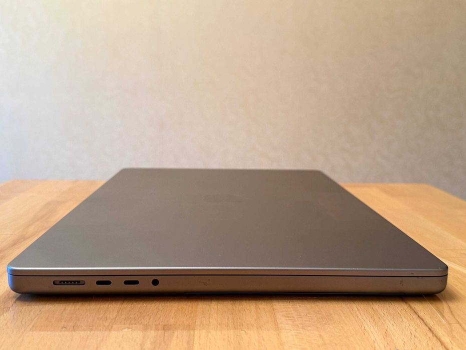 MacBook Pro 16 16/512GB M1 Pro 2021