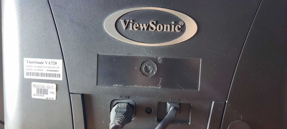 Monitor Viewsonic 17 cali  płaski LCD