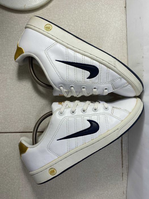 NIKE COURT TRADITION кожаные детские кроссовки 37,5 р 23,5 см оригинал