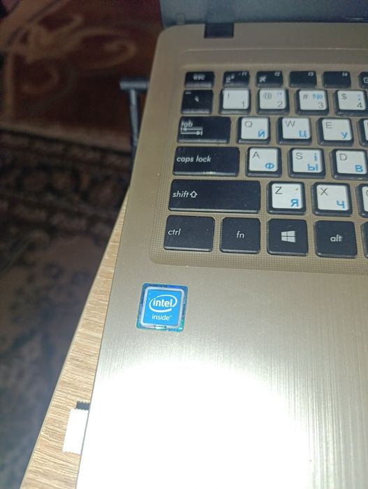 Продам ноут Асус