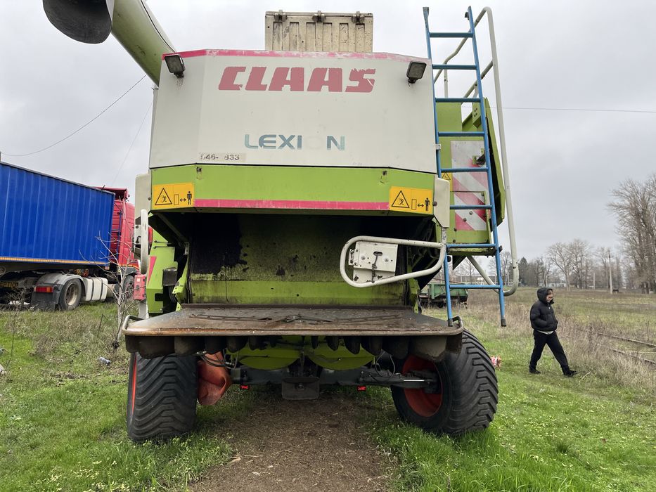 Комбаін LEXION.