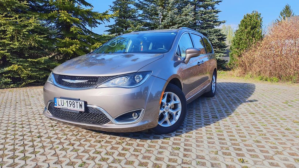 Chrysler Pacifica Chrysler Pacifica 3.6 V6. Doinwestowany. Gotowy do jazdy. 8 osobowy.