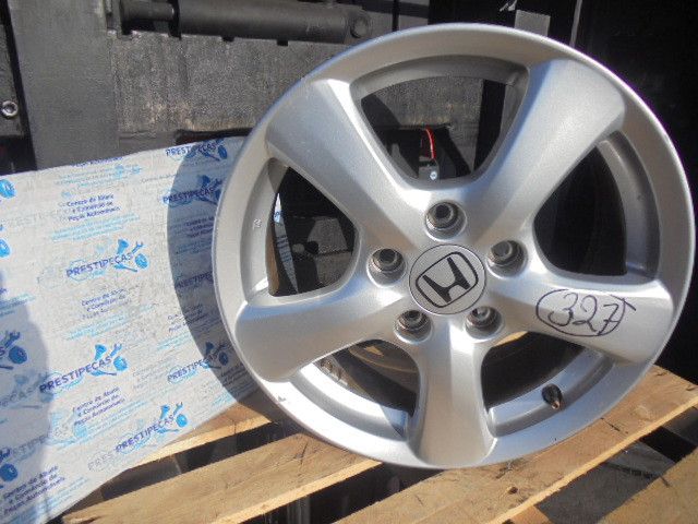 Jante frente esquerda HONDA Civic VIII Hatchback (FN_, FK_)
