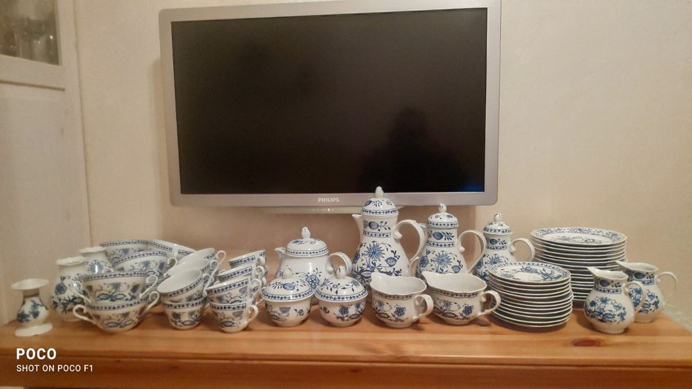 Синий лук, тарелки, спецовницы, блюда, Kahla