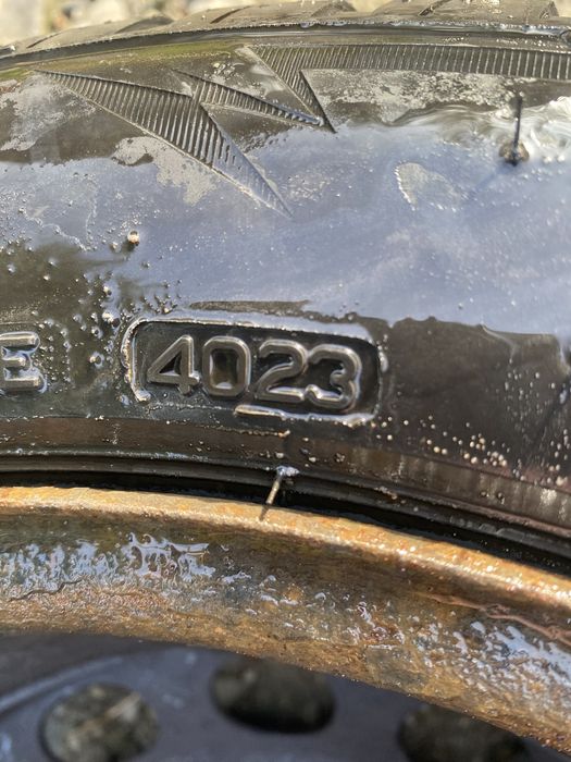 Opony zimowe 16 Bridgestone 4x
