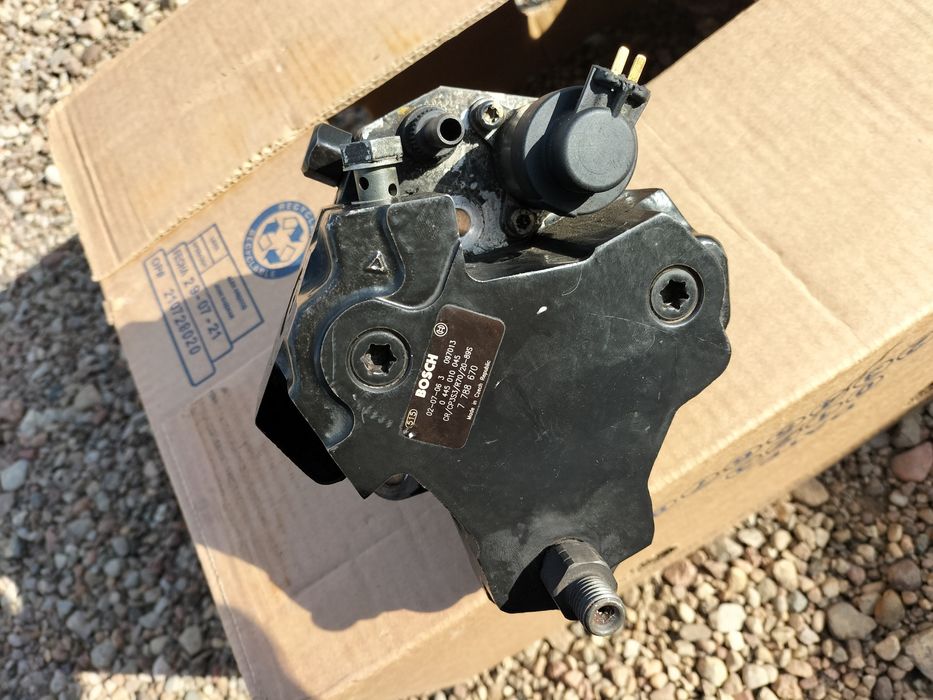 Pompa wtryskowa bmw E46 2.0 150km