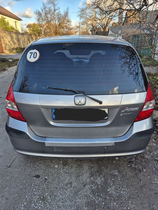 Продам Honda Jazz 2004