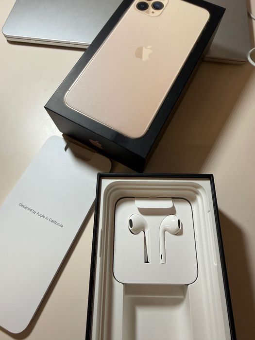 iPhone 11 Pro Max 64 GB Gold