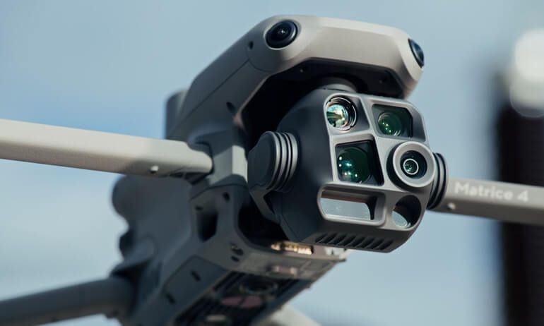 Квадрокоптер DJI Matrice 4T
