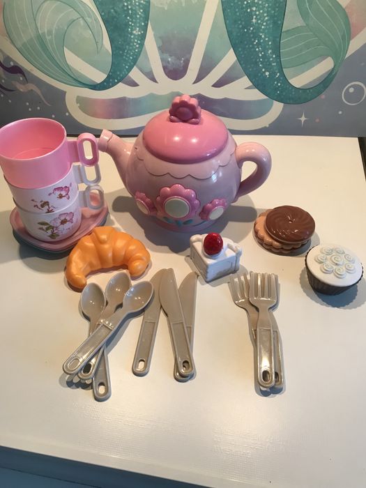 Дитячий Набір чайного посуду "Ромашка"  Музичний чайник Battat