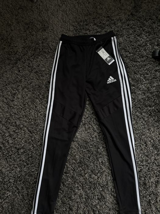 штани Adidas aeroready