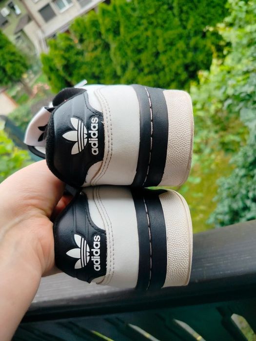 Buty Adidas Rivalry Low 44