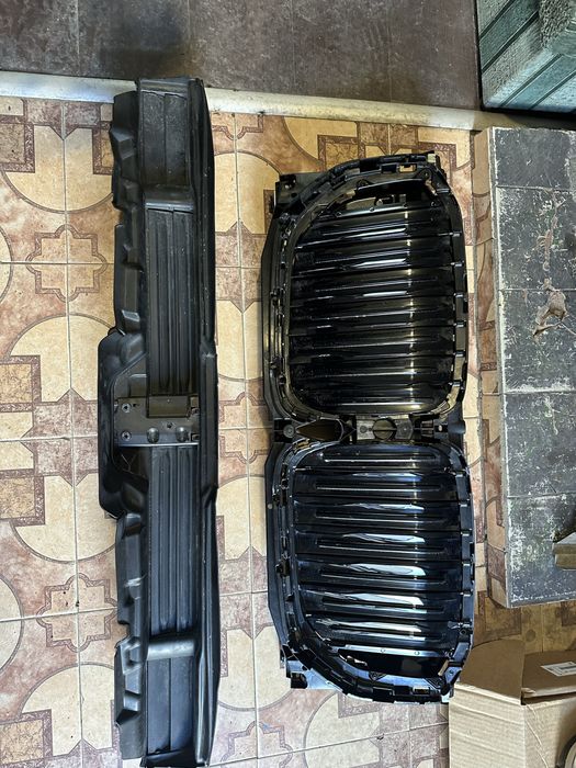 Жалюзі нижні верхні bmw G05 LCI