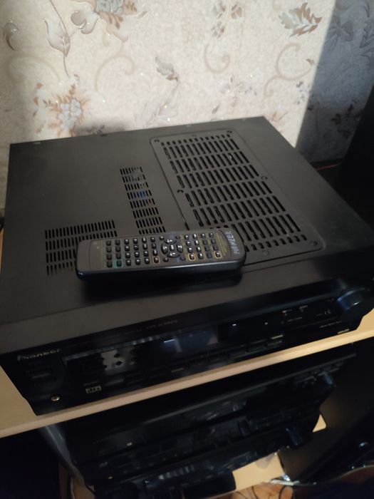 Ресивер pioneerVSX-609RDS.