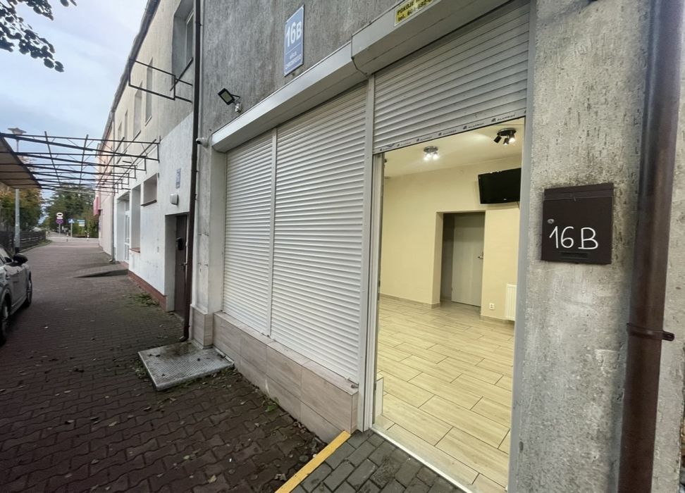lokal handlowy Lombard, monopolowy,Barber Mielno ul. Chrobrego16b