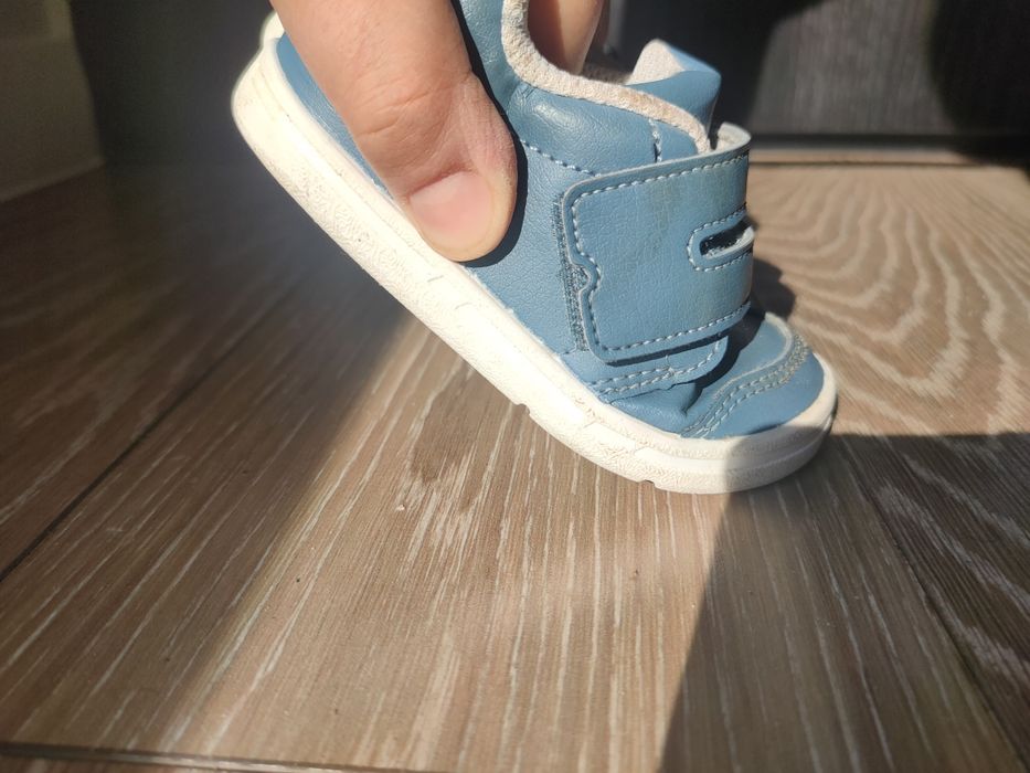 Buty dziecięce Decathlon Domyos rozm. 22