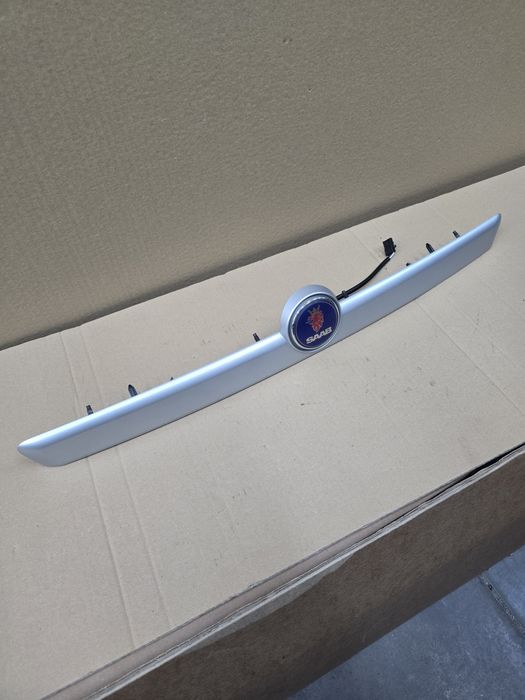 Listwa Blenda Tylnej Klapy Bagażnika SAAB 93 9-3 2008 Rok Nr 378.043 ZB378.000  NR 2