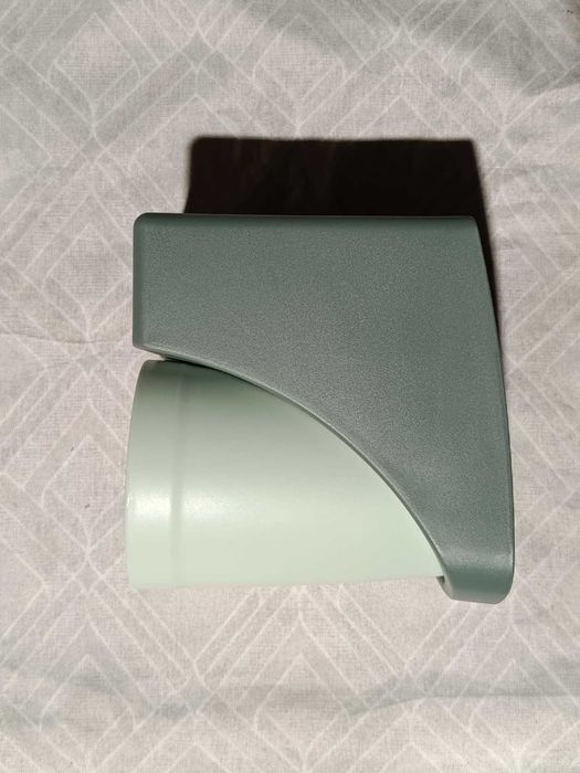 Uchwyt na szczoteczkę na ścienny