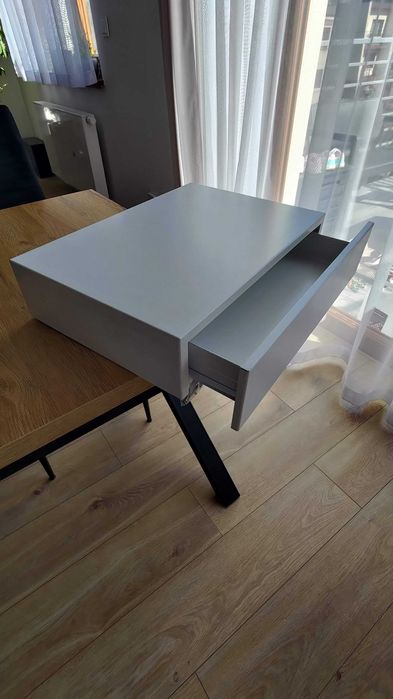 Konsola szafka wisząca 320x450x10 stalowa