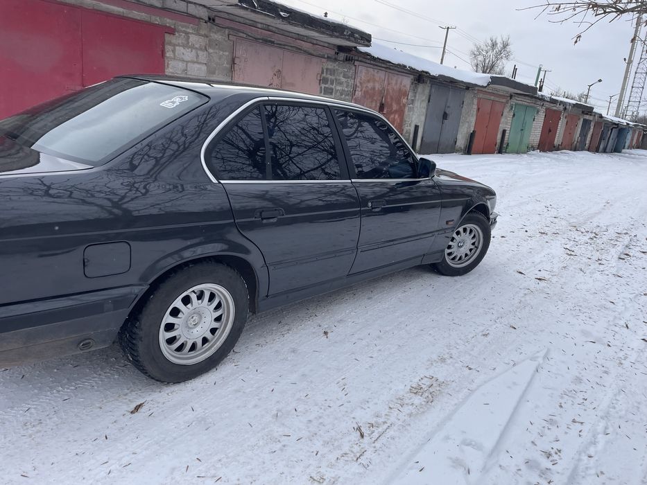 Продам бмв е34 m50b20