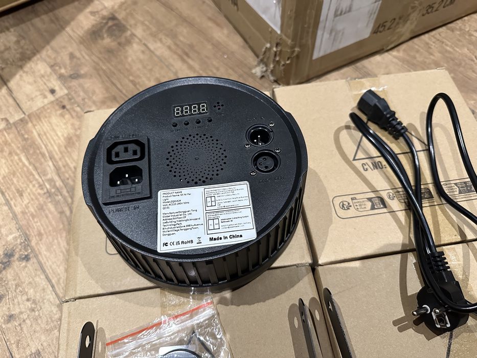 Led Par 100w RGBW DMX com comando RF