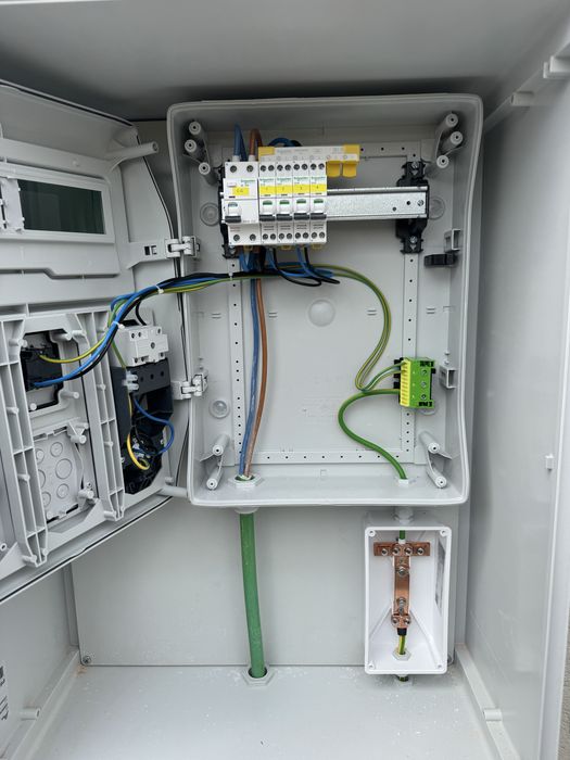 Trabalhos electricidade  todo tipo de trabalhos  e trabanhamos para E-Redes