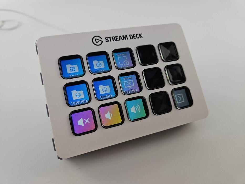 Контролер для стрімінгу Elgato Stream Deck MK.2 White